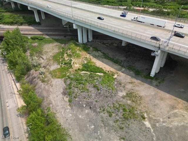 E 37th St, Cleveland, OH 44115 - photo 3