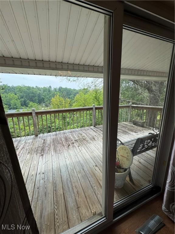 9 James Ct, Parkersburg, WV 26105 - wooden terrace featuring a wooded view