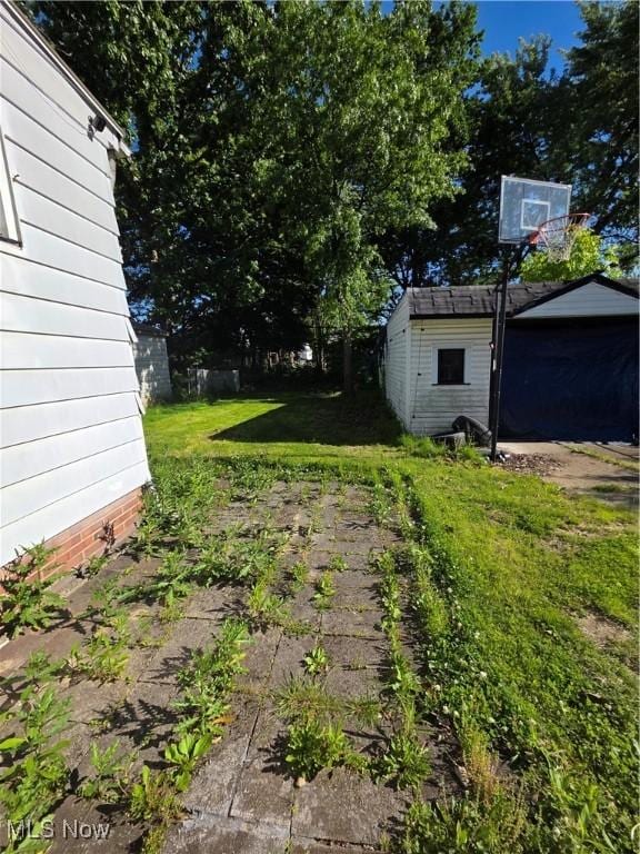 3801 Archmere Ave, Old Brooklyn, OH 44109 - view of grassy yard