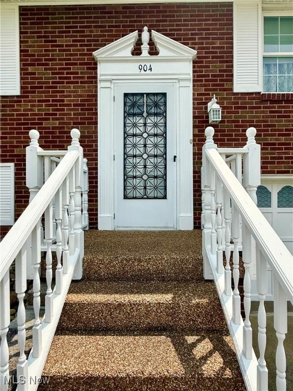 904 Donegal Dr W, Follansbee, WV 26037 - view of entrance to property