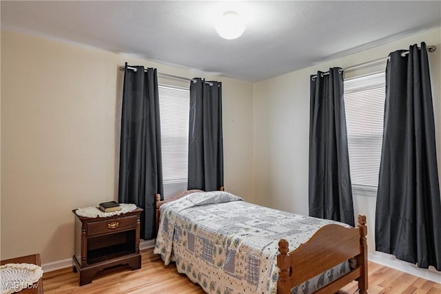 1303 28th St, Vienna, WV 26105 - bedroom featuring light wood-style floors and baseboards