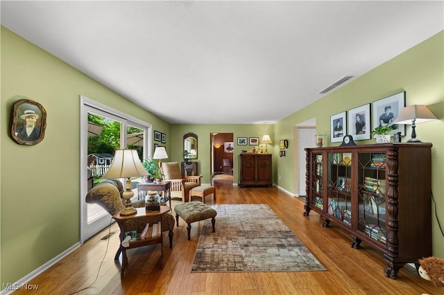 177 N Park Dr, Aurora, OH 44202 - sitting room with wood finished floors
