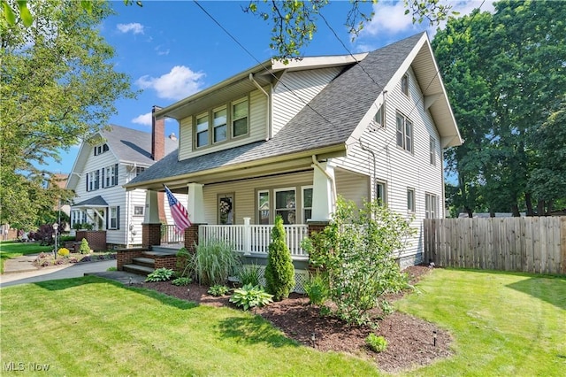 990 Franklin Ave, Salem, OH 44460 - view of front facade featuring covered porch and roof with shingles
