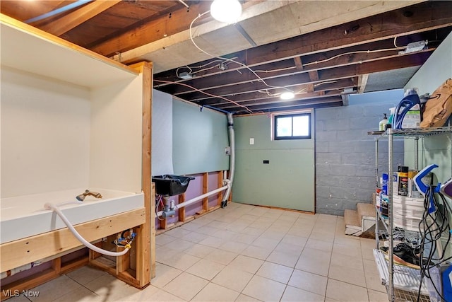 990 Franklin Ave, Salem, OH 44460 - below grade area with tile patterned floors