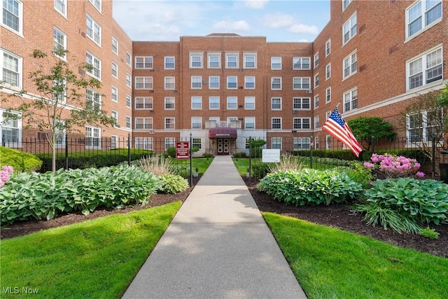 19101 Van Aken Blvd Unit 422, Shaker Heights, OH 44122 - view of community