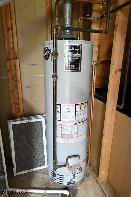 2610 Norton Rd, Stow, OH 44224 - utility room featuring gas water heater