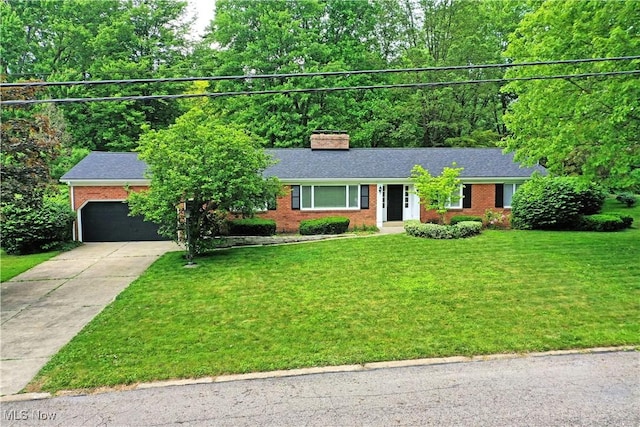 8615 Squirrel Hill Dr NE, Warren, OH 44484 - photo 1