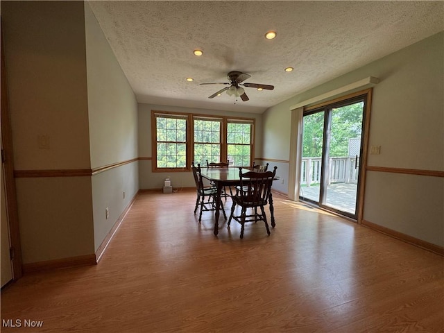 11025 Henning Dr, Chardon, OH 44024 - dining room featuring light wood finished floors, a textured ceiling, ceiling fan, recessed lighting, and baseboards