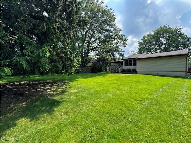 11025 Henning Dr, Chardon, OH 44024 - view of grassy yard
