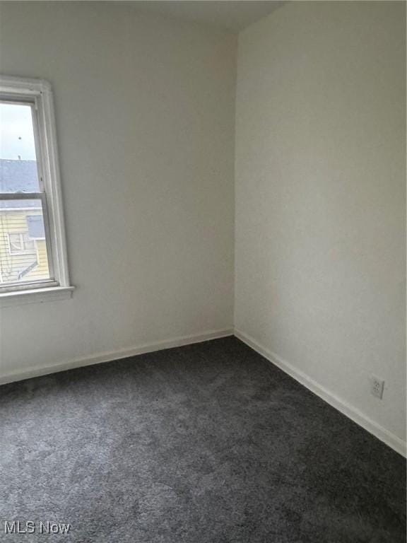 6712 Fullerton Ave, Cleveland, OH 44105 - photo 9