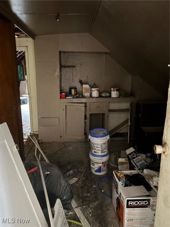 6712 Fullerton Ave, Cleveland, OH 44105 - photo 12