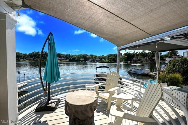 552 Saunders Ave, Akron, OH 44319 - dock featuring a water view