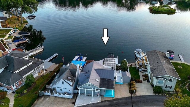552 Saunders Ave, Akron, OH 44319 - aerial view of residential area with a nearby body of water