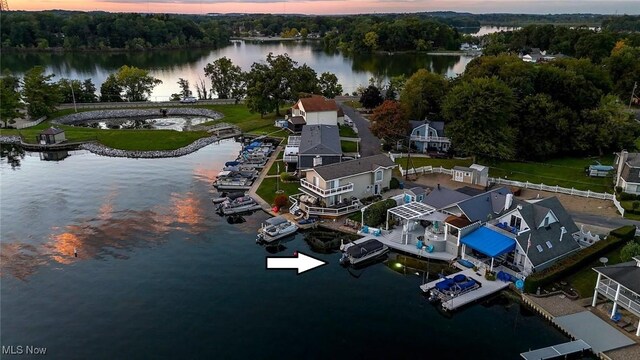 552 Saunders Ave, Akron, OH 44319 - aerial view of a nearby body of water