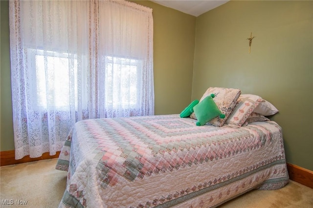 51300 Wegee Rd, Bellaire, OH 43906 - carpeted bedroom featuring baseboards