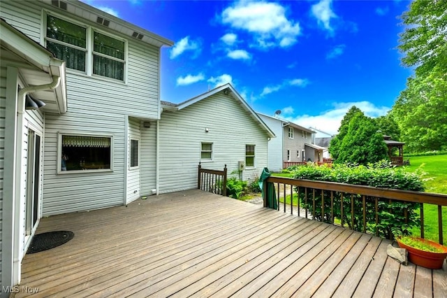 452 Herbert Rd, Akron, OH 44312 - view of deck