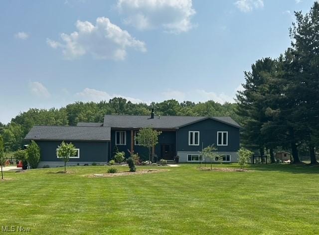 6268 Summers Rd, Windsor, OH 44099 - rear view of house with a yard