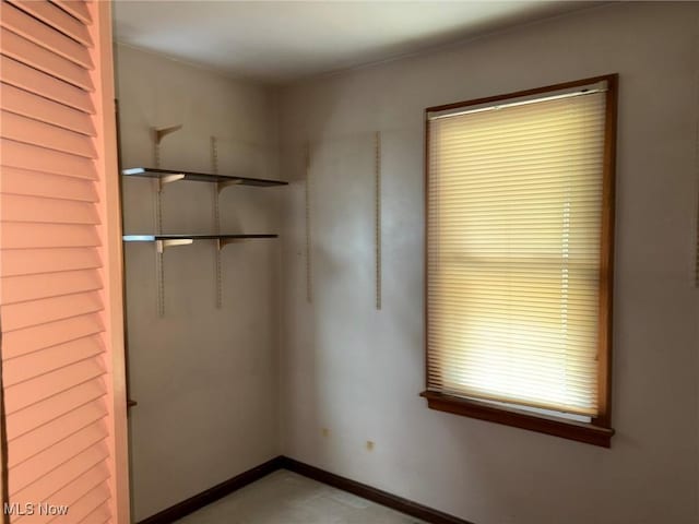 453 Kenyon Ave, Elyria, OH 44035 - photo 13
