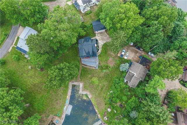 680 Isle View Dr, Akron, OH 44319 - aerial view of property and surrounding area