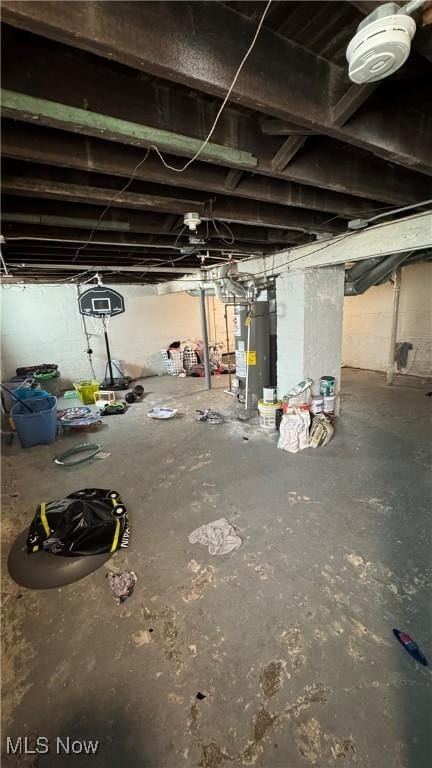 3415 E 114th St, Cleveland, OH 44104 - unfinished basement with water heater