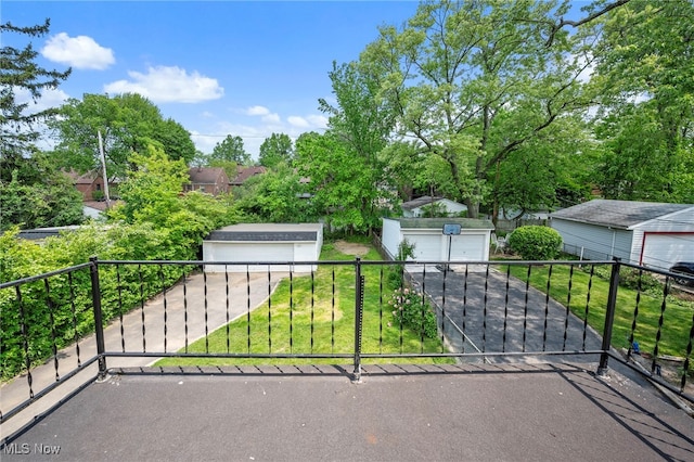 3609 Antisdale Ave, Cleveland Heights, OH 44118 - view of balcony