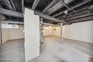 3020 E Derbyshire Rd, Cleveland Heights, OH 44118 - view of below grade area