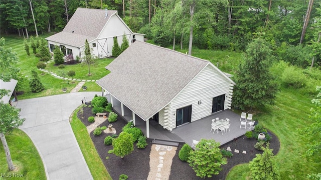7090 Country Ln, Chagrin Falls, OH 44023 - aerial view of property and surrounding area featuring a heavily wooded area
