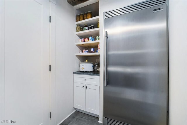 7090 Country Ln, Chagrin Falls, OH 44023 - view of pantry