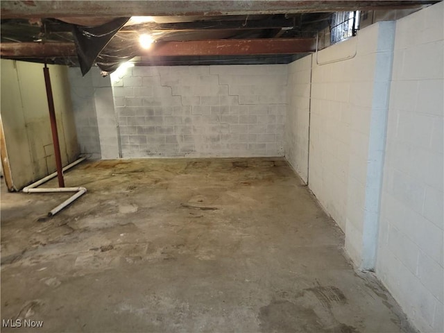 8709 Kenmore Ave, Cleveland, OH 44106 - photo 13