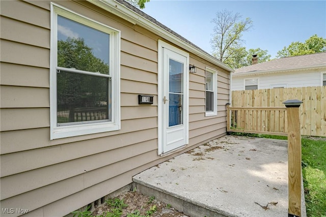 1138 E 331st St, Eastlake, OH 44095 - photo 3