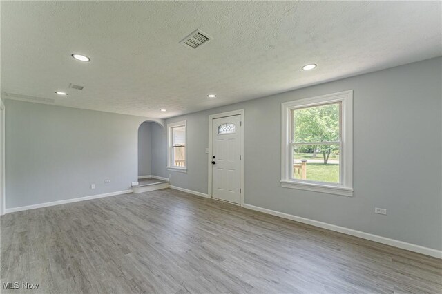 1138 E 331st St, Eastlake, OH 44095 - photo 5