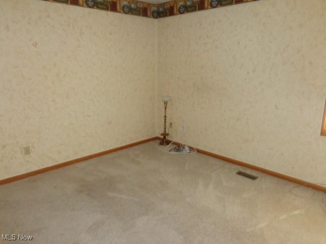 19297 Lauren Way, Strongsville, OH 44149 - photo 20