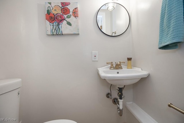 3762 Covington Rd, South Euclid, OH 44121 - bathroom featuring toilet