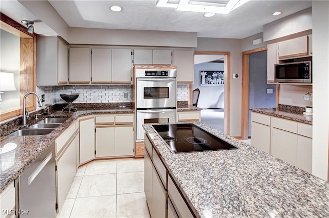77 Carr Rd, Hinckley, OH 44233 - photo 2