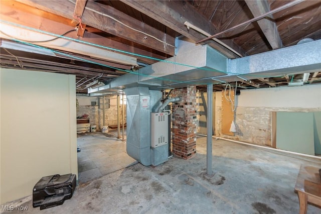 1222 W 6th St, Lorain, OH 44052 - unfinished basement with heating unit