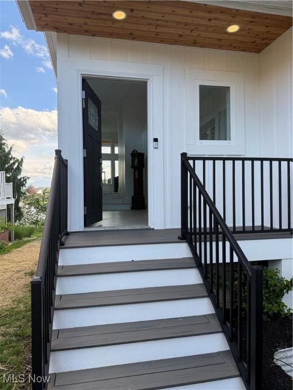 5771 E Blvd NW, Canton, OH 44718 - property entrance featuring board and batten siding