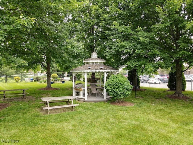 2385 Covington Rd Unit 102, Akron, OH 44313 - view of yard featuring a gazebo