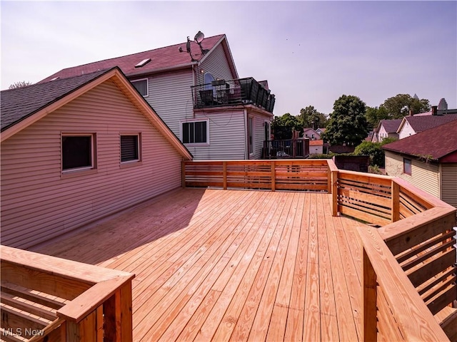 2295 Thurman Ave, Cleveland, OH 44113 - view of wooden terrace