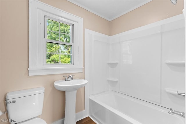 159 Locust St, Wintersville, OH 43953 - full bath with toilet, washtub / shower combination, a sink, and ornamental molding