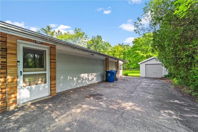 35036 Martin Rd, Willoughby Hills, OH 44094 - photo 36