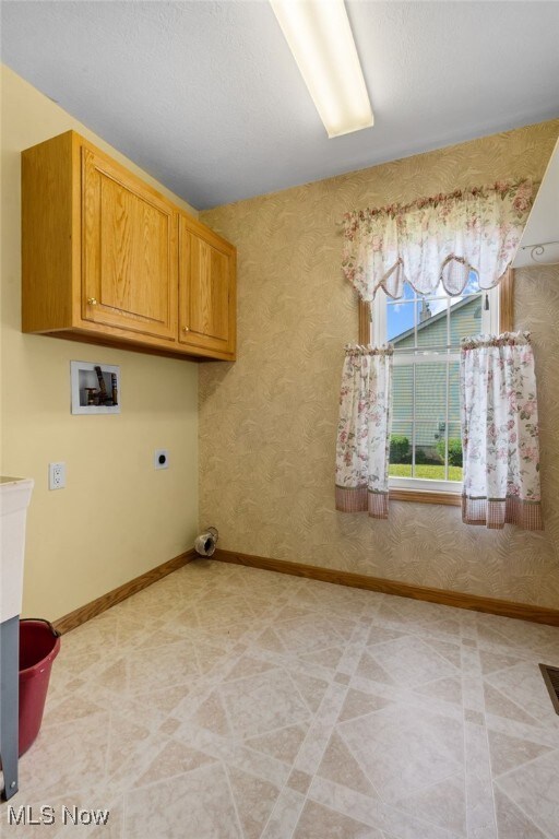 3986 Kenneth Dr, Rootstown, OH 44272 - photo 14