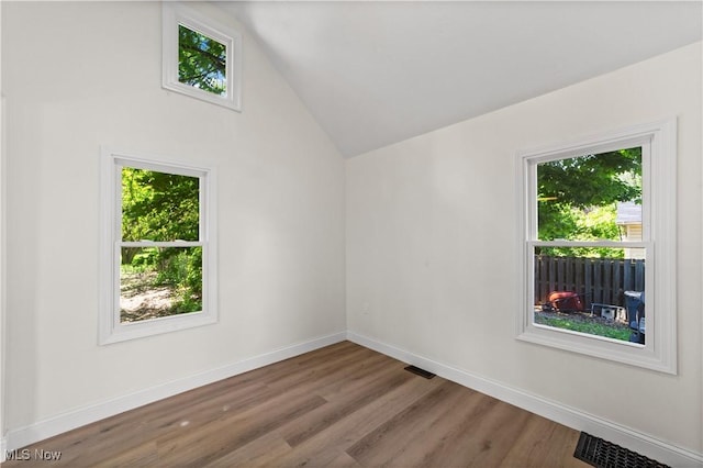 607 W 22nd St, Lorain, OH 44052 - photo 20