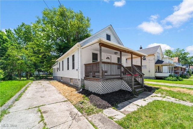 607 W 22nd St, Lorain, OH 44052 - photo 2