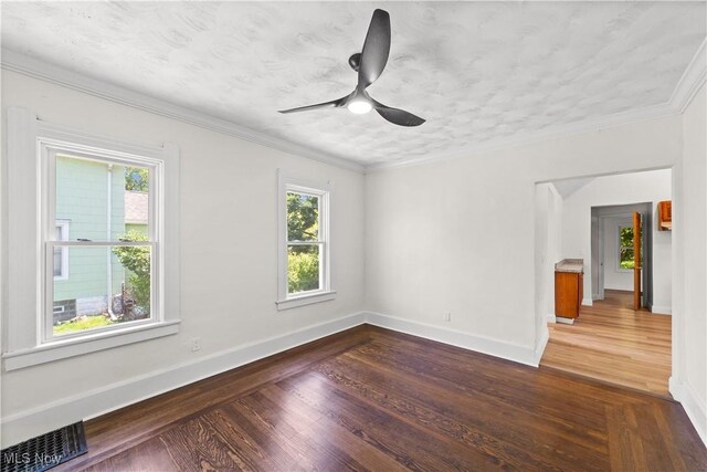 607 W 22nd St, Lorain, OH 44052 - photo 9