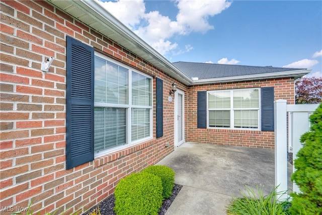 165 Woodbury Glen St, Hartville, OH 44632 - view of patio / terrace