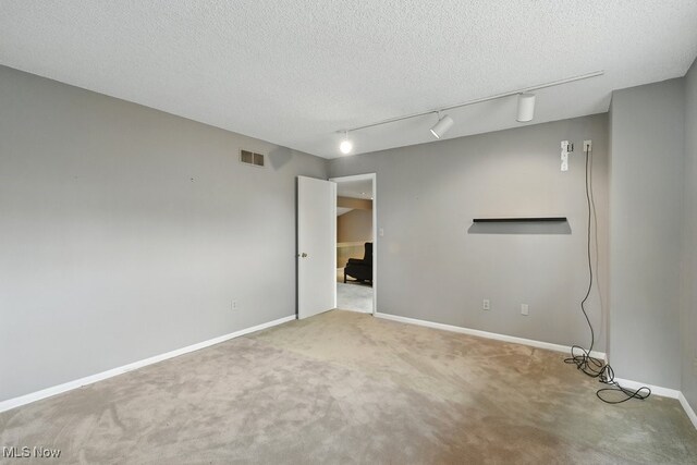 1678 Brookwood Dr, Akron, OH 44313 - photo 40