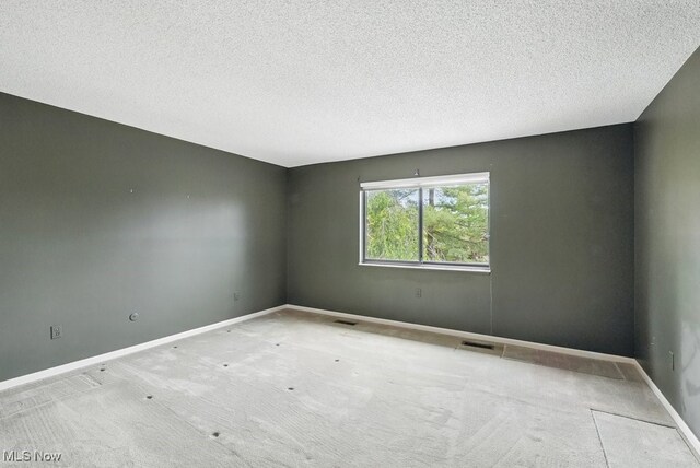 1678 Brookwood Dr, Akron, OH 44313 - photo 38