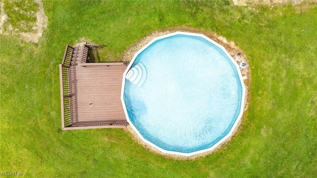 33992 Brwnsvl Co Line Rd, New Matamoras, OH 45767 - view of swimming pool