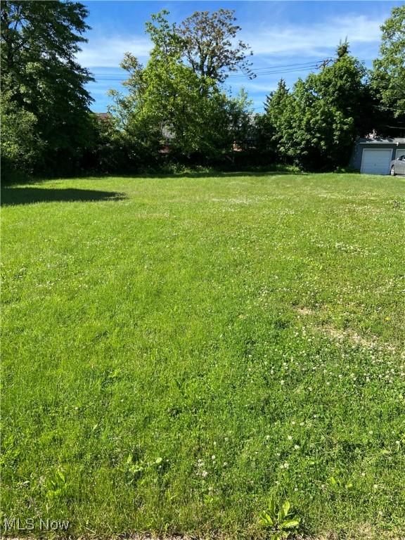 3315 Yorkshire Rd, Cleveland Heights, OH 44118