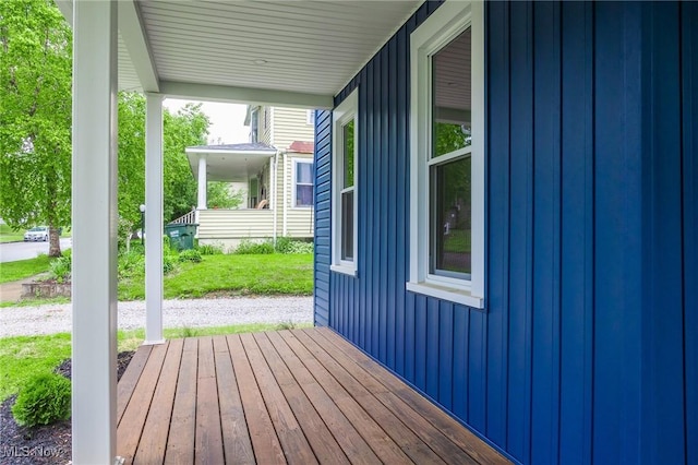 433 N Buckeye, Wooster, OH 44691 - view of porch